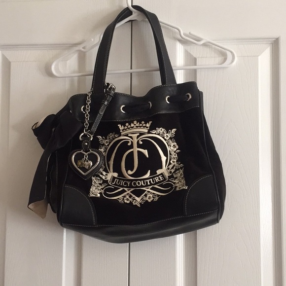 Juicy Couture Handbags - 🎀Juicy Couture Purse!🎀